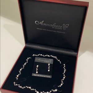 NWOT Annaleece Crystal Necklace and Earrings